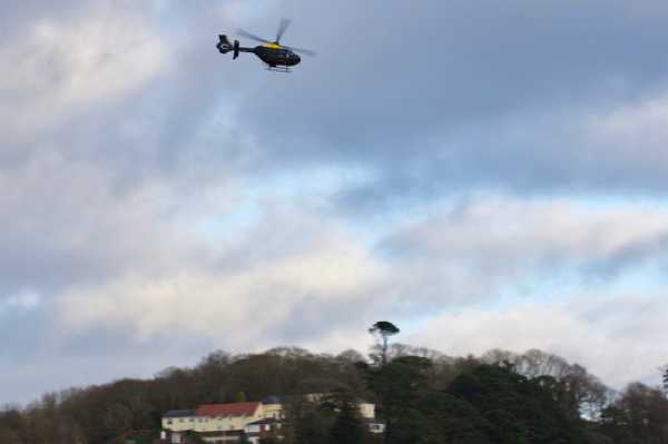 14 January 2021 - 15-28-43
That lone tree atop Kingswear helps place it for you.
------------------------
G-CPAS Devon & Cornwall Police helicopter